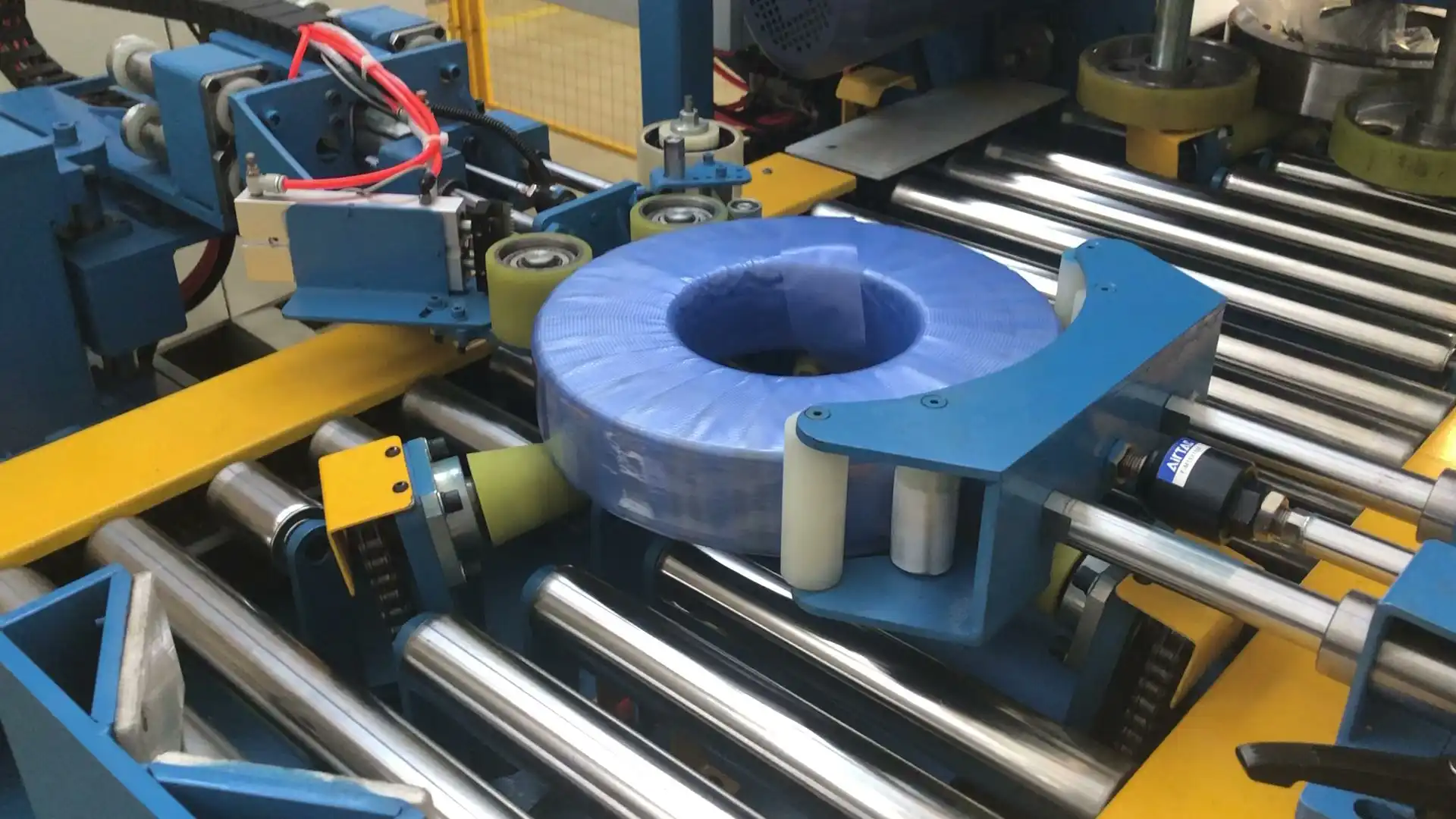 Bearing Packing Machine FPB-400 — detail view 3